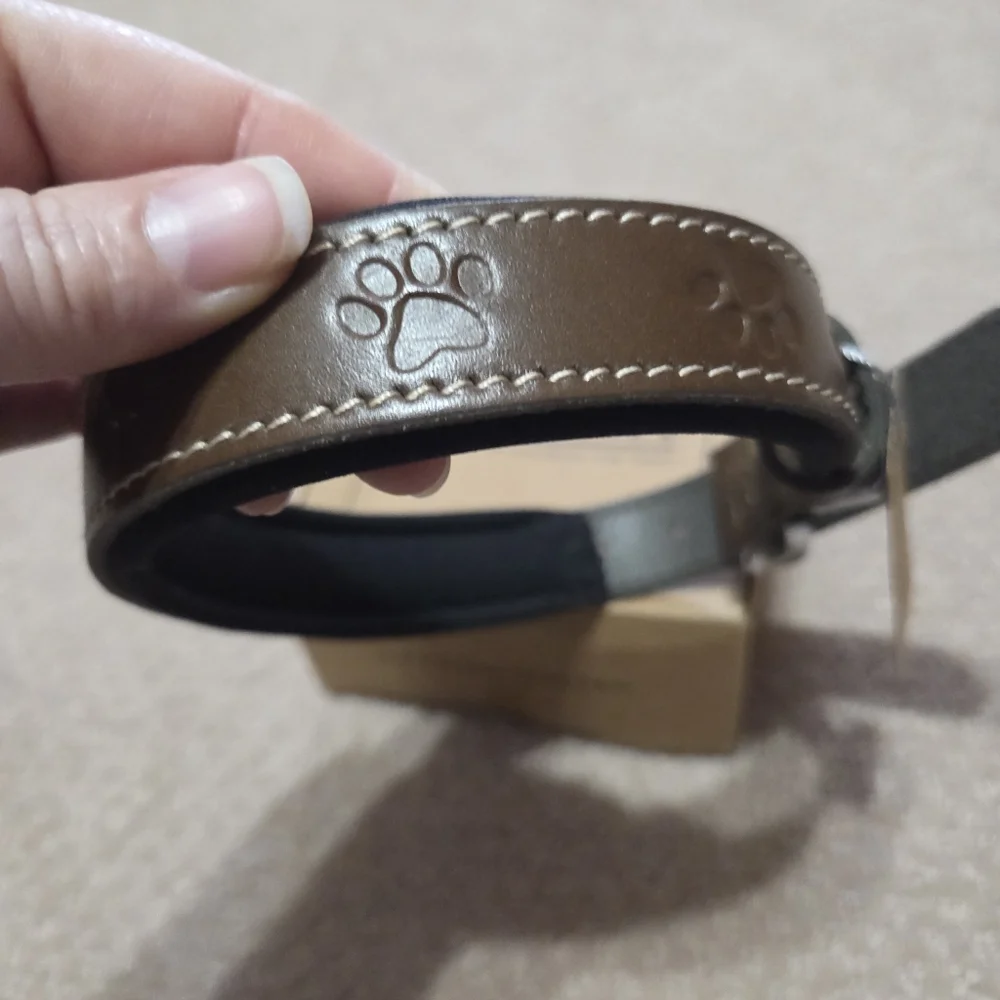 Filbert Pet Brown Leather Dog Collar Paw Prints‎ New Size Medium Brown